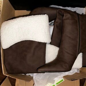 A Fine Time Knee High Heeled Boots